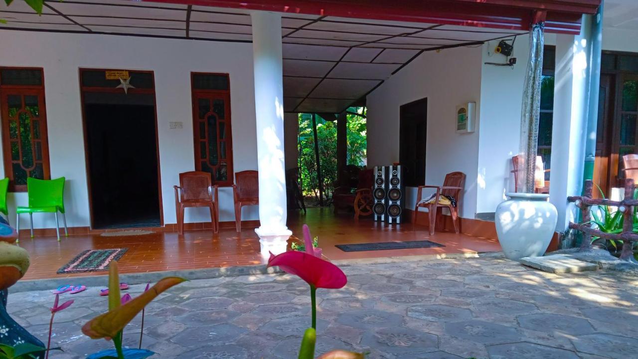 Sigiriya River Side Resort Kültér fotó